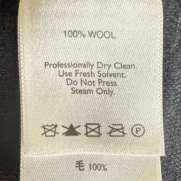 Eddie Bauer Wool Sweater Vest Women’s Size S Gray Open Front Sleeveless - Picture 5 of 5